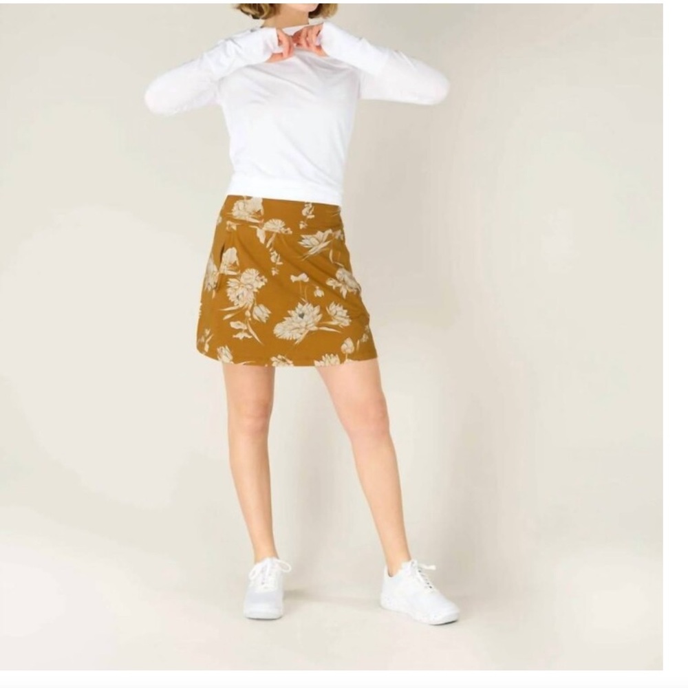 Sherpa Adventure Gear skort, size x-small - Picture 2 of 14